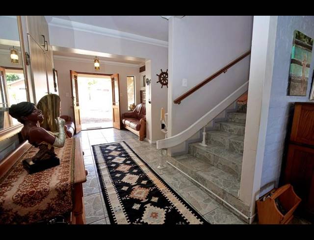 4 BEDROOM HOUSE FOR SALE IN STILBAAI-WES